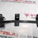 Зап. части для авто Tesla. Передняя направляющая фары правой Tesla model XFF MX BRKT HEADLAMP IN, фотография 4