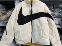 Двухсторонняя куртка Nike, фотография 2