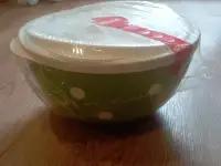 Набор салатников с крышкой (3 штуки, Польша)