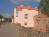 Комплекс из отдельно стоящих зданий - магазин и кафе, фотография 5