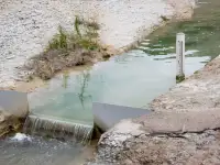 Прямоугольный тонкостенный измерительный водослив, фотография 3