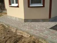 Укладка тротуарной плитки, благоустройство территории, ландшафтный дизайн, отмостка, дорожки, стоян, фотография 6