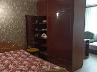 Сдаю комнату для девочки студентки на длительный срок