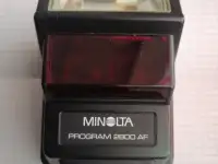 Фотовспышка Minolta Program Flash 2800AF Вспышка оснащена светодиодным прожектором подсветки системы автофокусировки, фотография 5