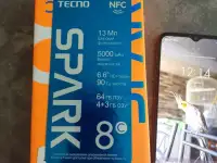 телефон Tecno Spark8c