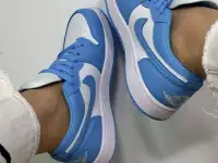 Кроссовки Nike Air Jordan 1, фотография 3