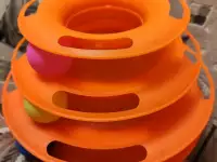Игрушка для кошек Башня с шариками