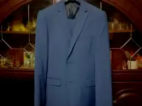 Продам мужской костюм