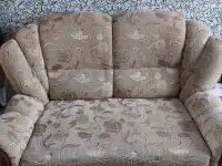 Диван