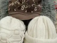 Шапки тёплые вязаные 20р.шт.