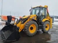 Аренда Экскаватор-погрузчик LONKING84c равноколёсный