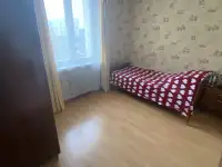 Комната для девушки, Боровляны, ул. 40 лет победы 31