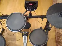 Электронная ударная установка ALESIS DM6, фотография 5