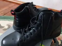 Продам ботинки мужские