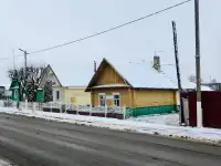Продам участок с домом в центре города Глубокое