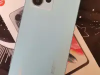 Телефон новый ,цвет голубой