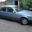 W124 бензин 16ти клапанный 2,0 голубой металлик 1993 г. 5 кпп $3500