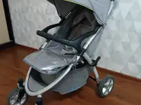 Коляска прогулочная