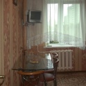 Продам 2/3 доли (20 м.кв.) с лоджией в 2-х комнатной квартире пр-т газеты Звезда,48. 