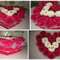 Сердце из роз с конфетами 