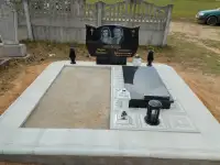 Памятники 