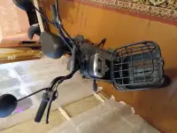 Продаю электроскутер немного б/у, фотография 4