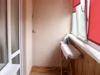 Продаю 2х комнатную теплую квартира с ремонтом мебелью и техникой на ул. Малинина 38, фотография 12