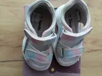 Продам босоножки для девочки, фотография 2