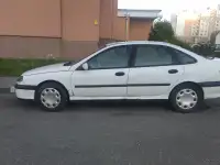 Автомобиль Renault Laguna, фотография 3