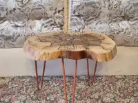 Столик прикроватный