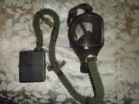 Продаю военные противогазы, фотография 2