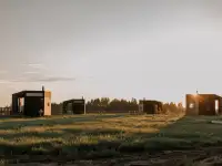 Панорамные мини-дома на ферме Nomad Houses  рядом с Браславом, фотография 2