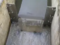 Прямоугольный тонкостенный измерительный водослив, фотография 5