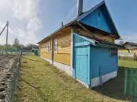 Продажа дома в деревне с хоз. Постройками и большим огородом. Рядом озеро с рыбой и лес с ягодами и грибами., фотография 3