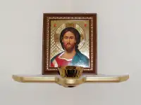 Полка для икон с отверстием для лампады, фотография 3