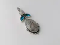 Кулон с волосатиком и лунным камнем, фотография 2