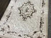 Лот ковровых изделий