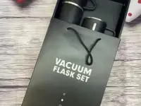 Подарочный набор термос с тремя кружками Vacuum set с вакуумной изоляцией 500 мл., фотография 4