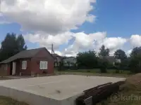 Продается земельный участок и садовый домик с построеными двумя фундаментами со всеми коммуникациями