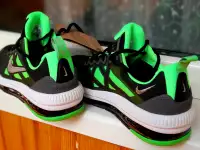 Кроссовки NIKE, фотография 3
