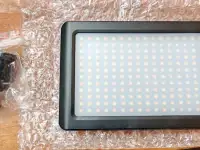 Светодиодный накамерный осветитель PAD LED 192, фотография 1
