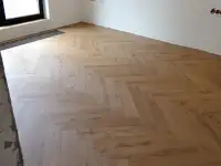 Укладка ламинированного пола
