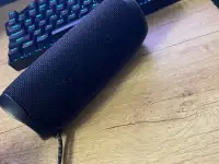 Jbl flip 5, Колонка оригинал, отличное состояние, фотография 2