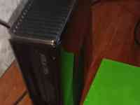 Xbox 360 + 2 геймпада, фотография 2