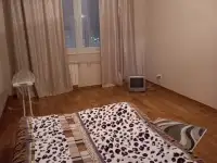 Сдаю 1-к квартиру на 6 мес.
