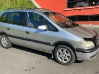 Opel Zafira A, фотография 2