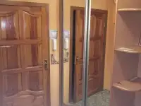 сдаю кв и дом посуточно с мебелью  выдаем документы, фотография 4