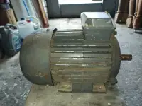 ассинхронный трёхфазный электро-двигатель, фотография 2