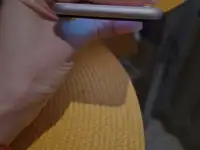 Продаю телефон IPHONE SE 2020 года, фотография 5