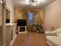 Сдам 3-х комнатную квартиру с мебелью и техникой на длительный срок в спальном районе.